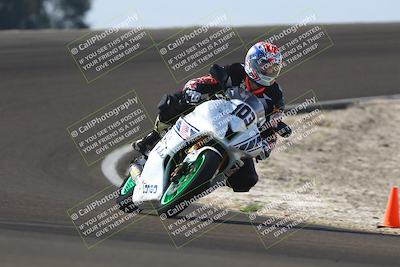 media/Nov-02-2025-Lets Ride (Sun) [[f7a3caa734]]/B Group/1220pm (Turn 2 Outside)/